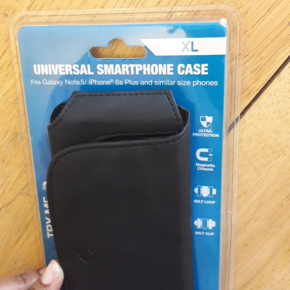 Phone cases - Picture 6 of 7